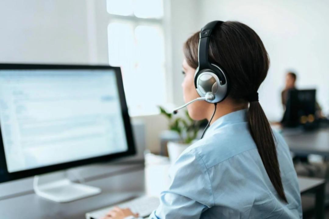 Live-Interaktion zwischen Dozenten und Lernenden in Gruppensession